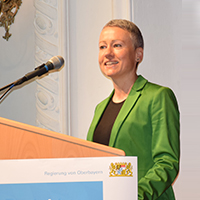 Regierungsvizepräsidentin Sabine Kahle-Sander am Rednerpult